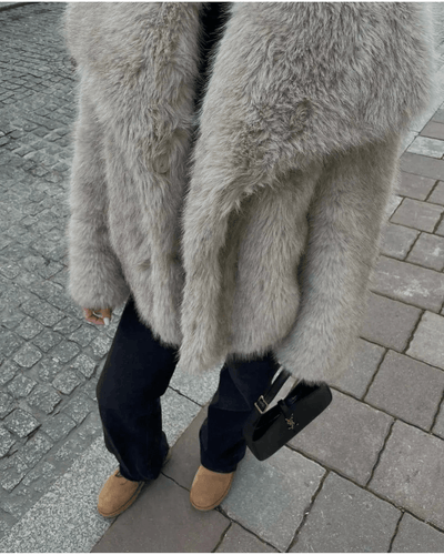 Elegant Oversized Vinterjakke til Dame i Faux Fur Jakke
