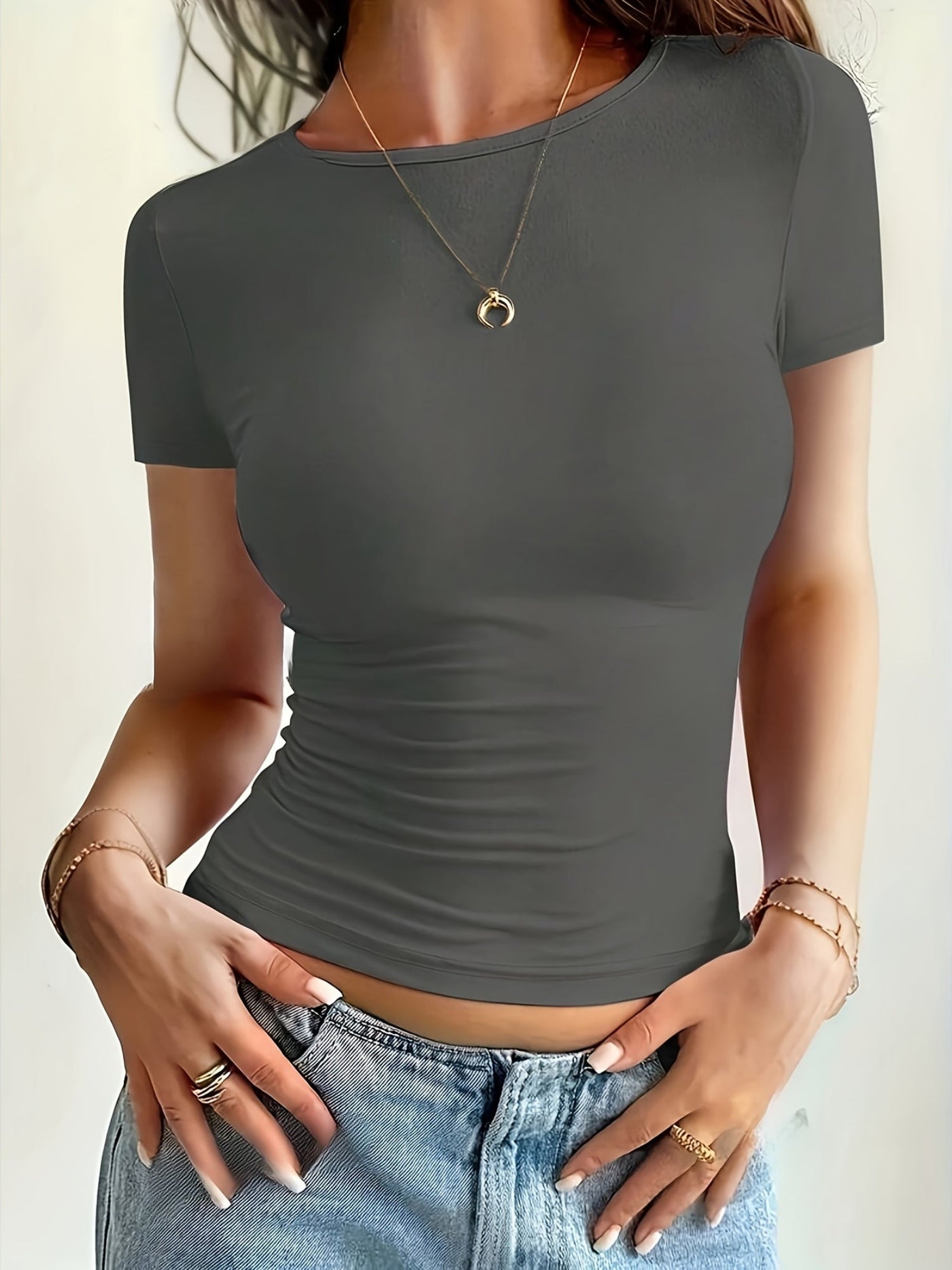 Kyana - Slim Fit Basic T Shirt with Stretch Dame Top