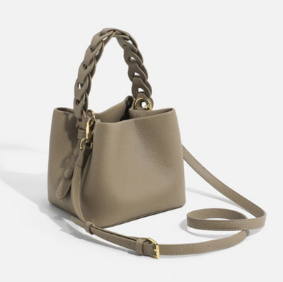 Yamina – Elegant Struktureret Taske med Flettede Læderhåndtag